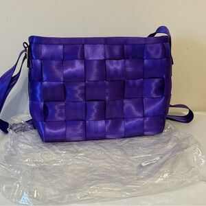 Harveys Messenger in iris